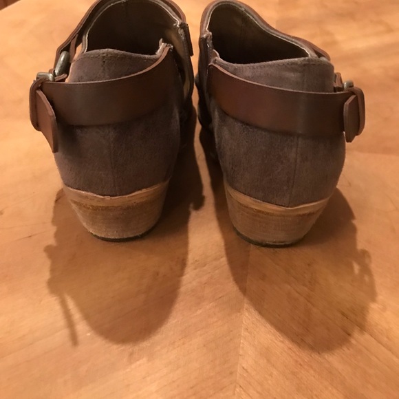 Very Volatile booties - Picture 3 of 7